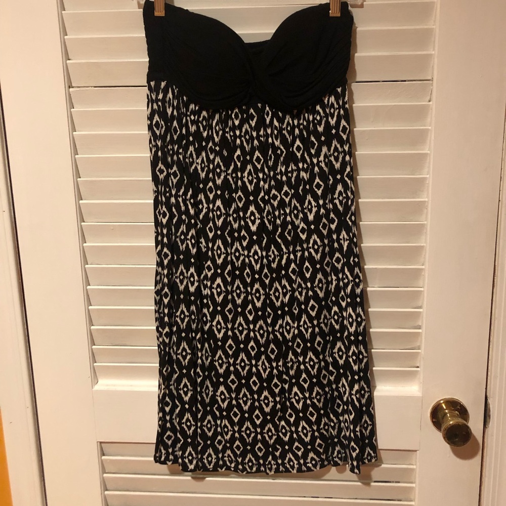 Strapless Kenneth Cole Reaction dress.
